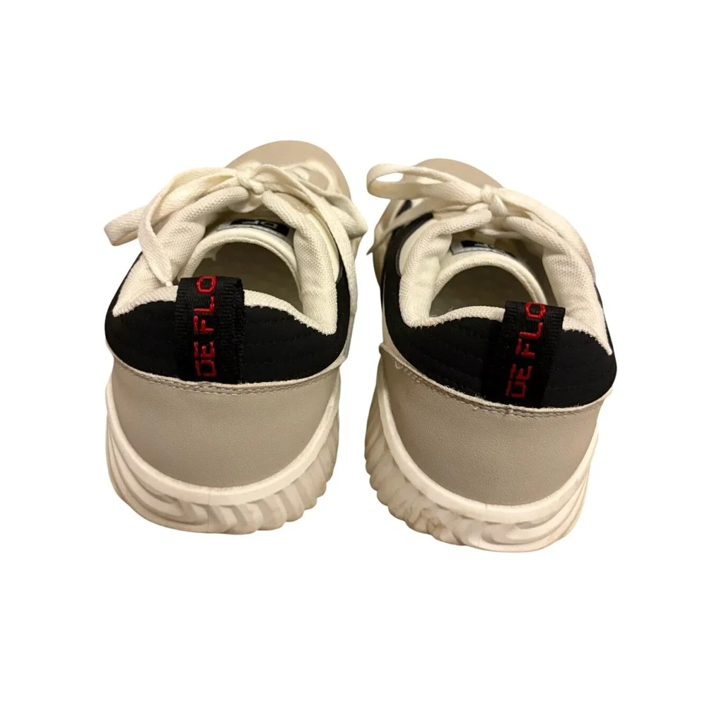 De Florence Casual Lace-Up Sneakers in Beige and‎ Black
